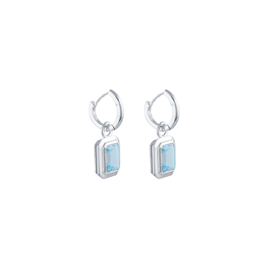 Lokkum Essence earrings